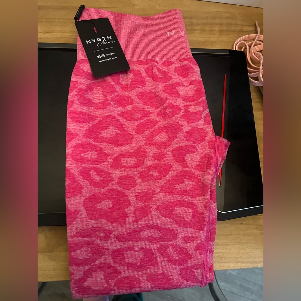 NVGTN leggings